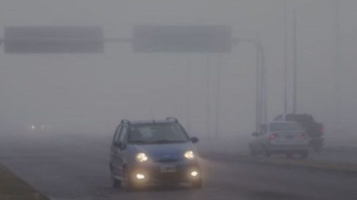 Densos bancos de niebla dificultan el tránsito por las principales rutas de Valle de Lerma