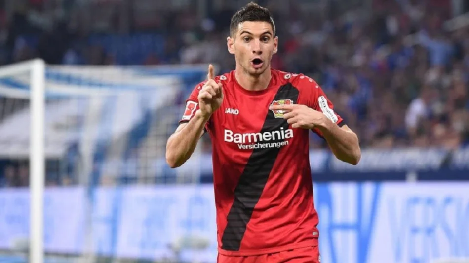 Doblete de Alario en la goleada de Leverkusen