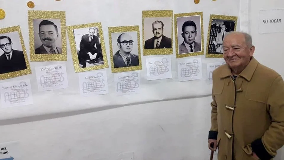 Emotiva muestra fotográfica de los 50 años del colegio Estrada 