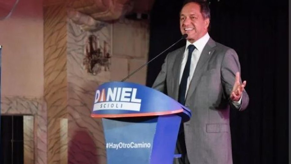 Scioli ratificó candidatura en el PJ pero evita explicitar en qué espacio lo hará