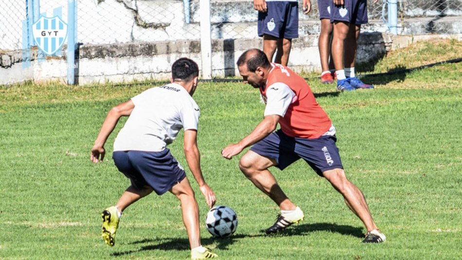 Gimnasia y Tiro también licenció a su plantel 