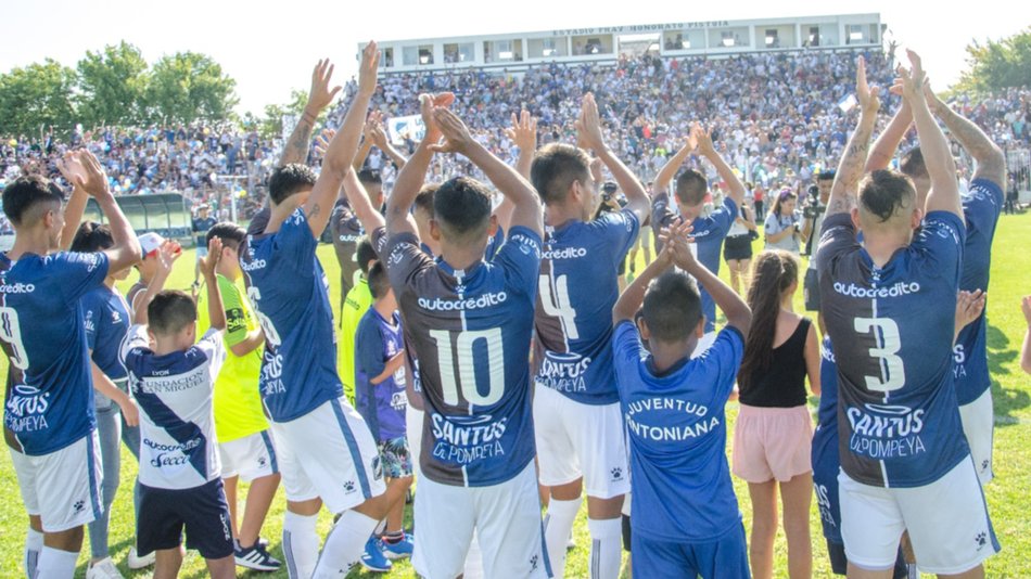 La historia de Juventud Antoniana ayuda a recaudar
