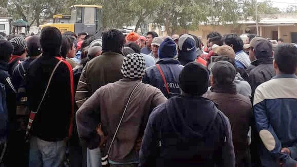 Rogelio Nerón cerró la Municipalidad y no  atiende el teléfono