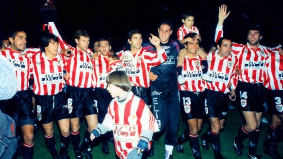Gimnasia y Tiro,  el gran recuerdo pincha