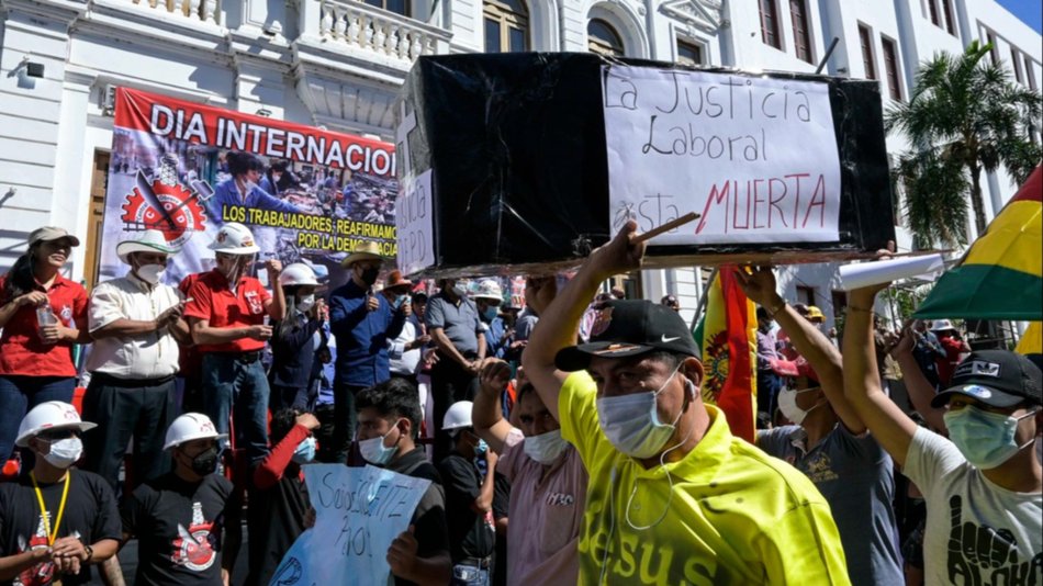 Bolivia: nuevas medidas para beneficiar a los trabajadores
