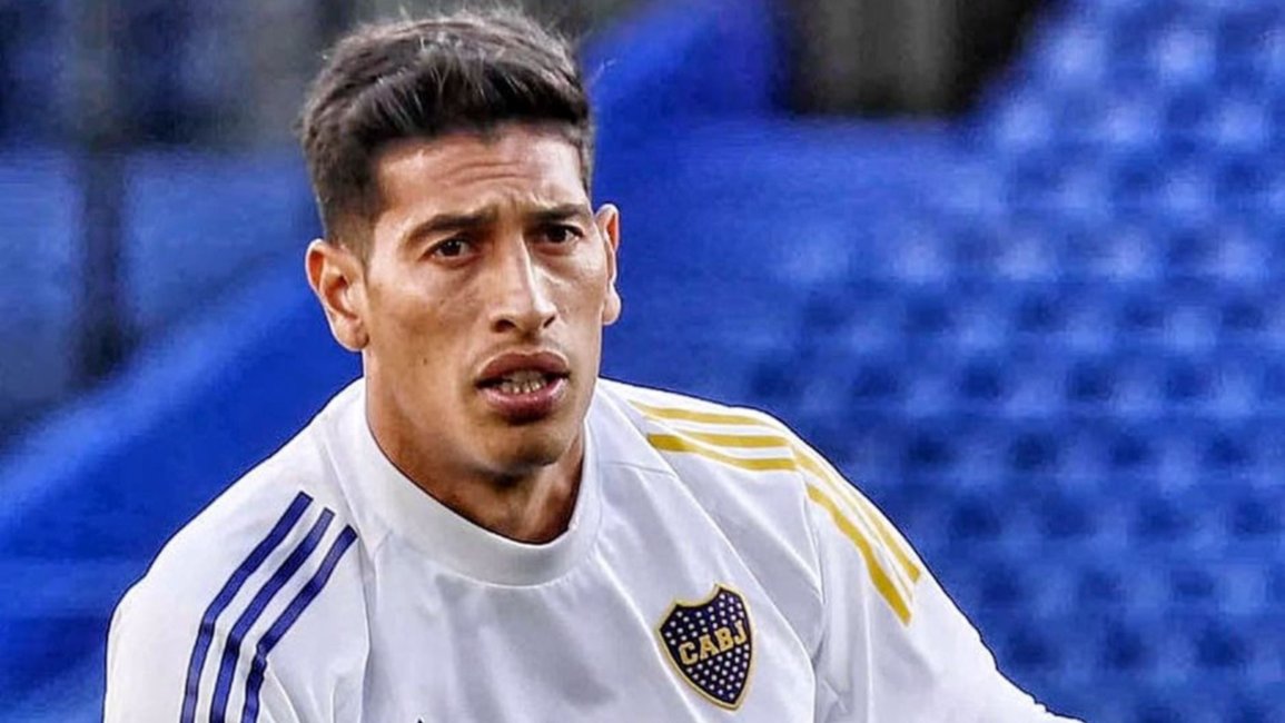 Aislaron a Esteban Andrada al arribar a Ecuador porque dio positivo en COVID-19