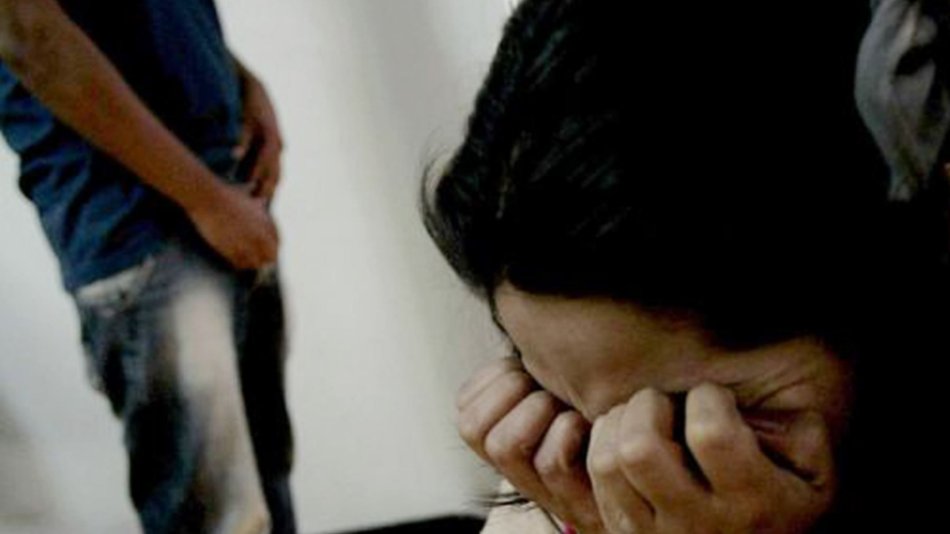 Albañil violó a una  empleada de comercio