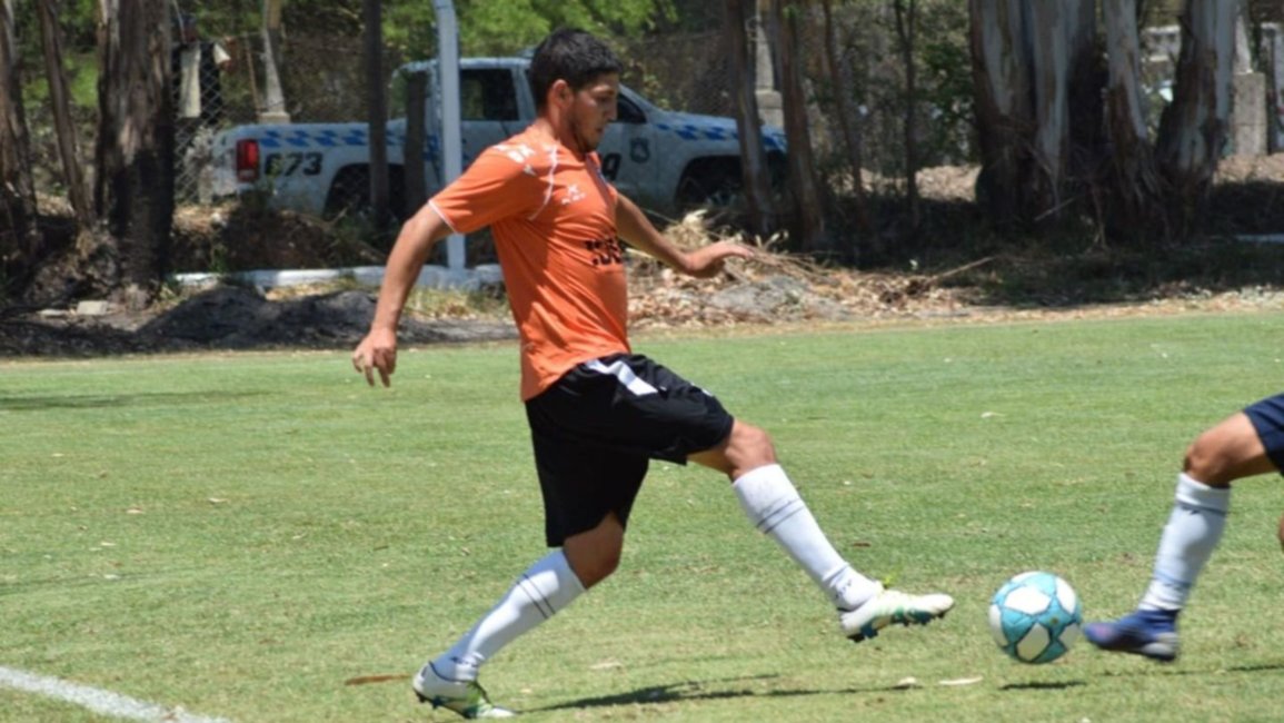 Ezequiel Medrán decidió la inclusión de Fausto Apaza