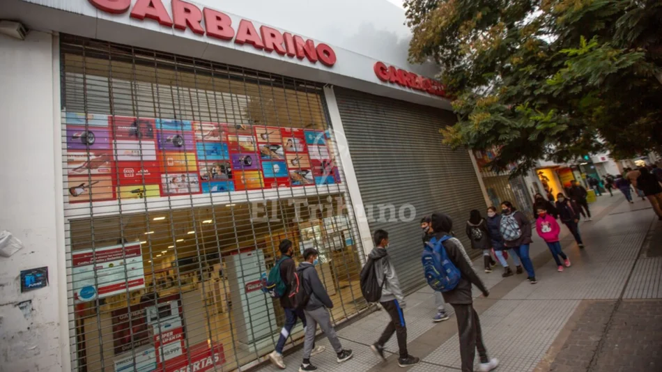 Cerró una sucursal de Garbarino y 25 personas quedaron en la calle 