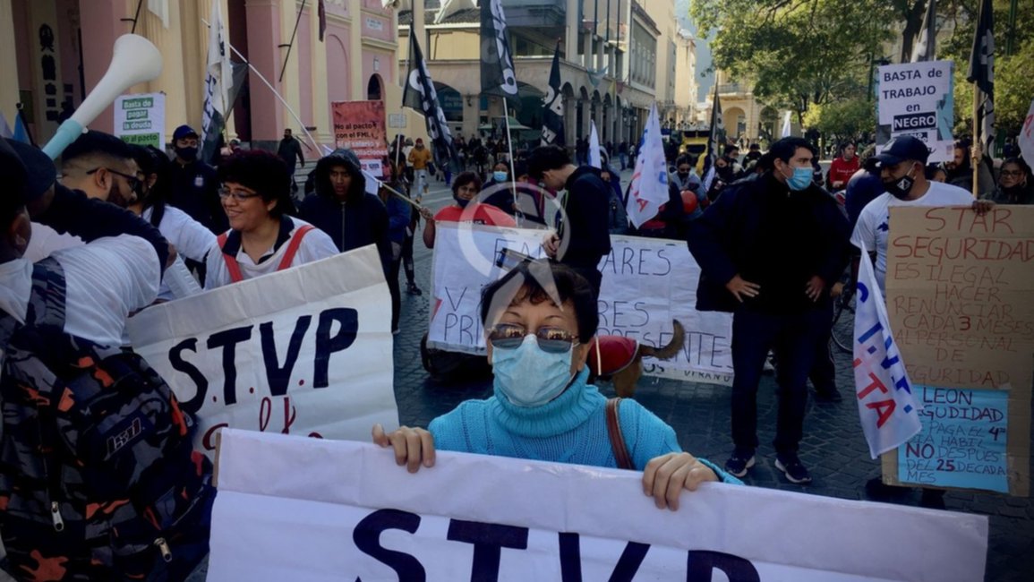 Video. Vigiladores de seguridad privada realizaron una protesta en el centro