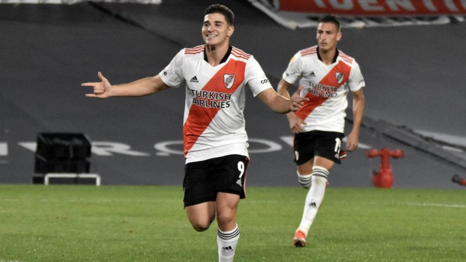El COVID-19, otra vez  en el camino de River: con bajas, se juega su clasificación ante Colo Colo