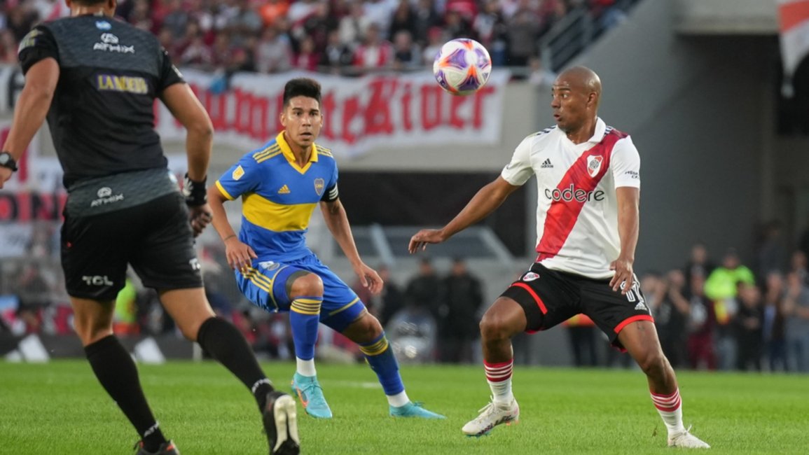El Superclásico en números: remates, pases, faltas, tarjetas y todo lo que sucedió en el River-Boca