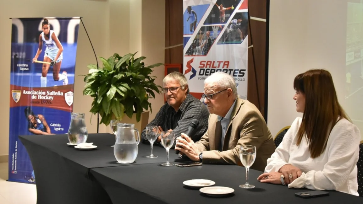 Presentaron los amistosos entre Las Leonas y Las Cimarronas en Salta