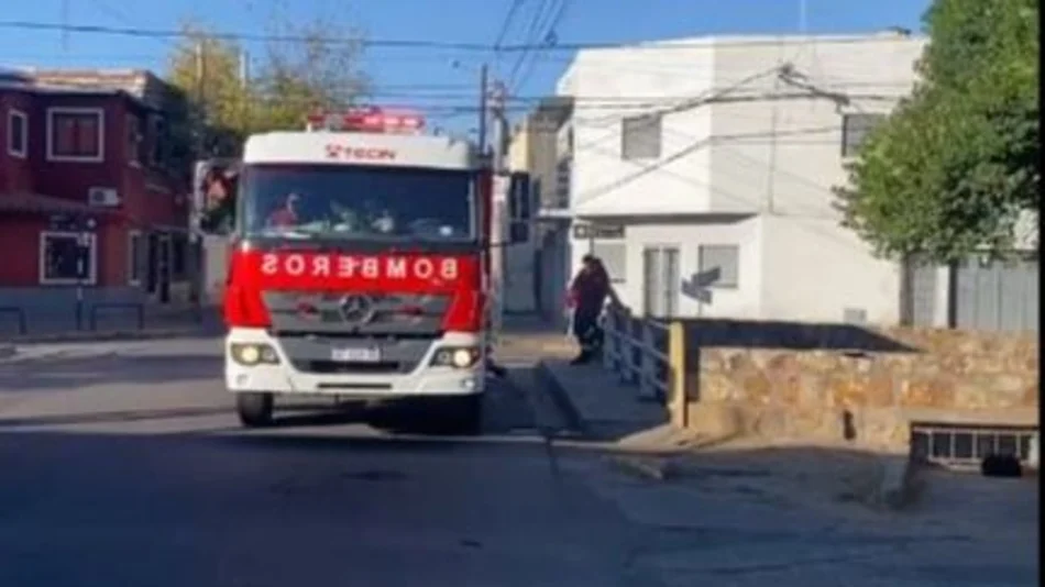 Horror en el macrocentro: hallan un cadáver en el canal de La Florida esquina Corrientes