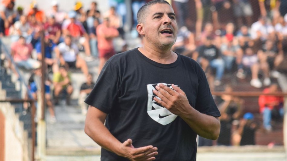 Juventud prescindió de los servicios de Horacio Montemurro