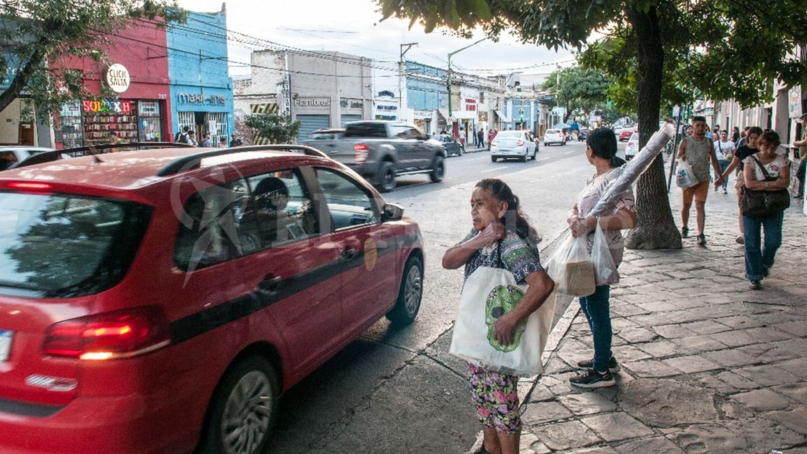 En Salta, los colectiveros confirmaron que se sumarán al paro de la CGT