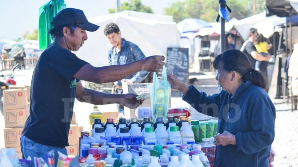 VIDEO. Feria de Solidaridad: la gente acude al “shopping a cielo abierto de zona sudeste” sobre todo por alimentos  
