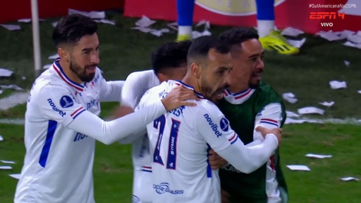 VIDEOS. Fortaleza igualó ante Boca sobre el final del partido y lo privó de la cima