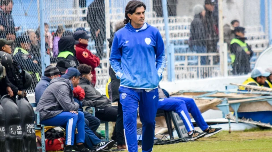 Forestello habló de la derrota de Gimnasia y Tiro: "Hubo aceleración en las decisiones"