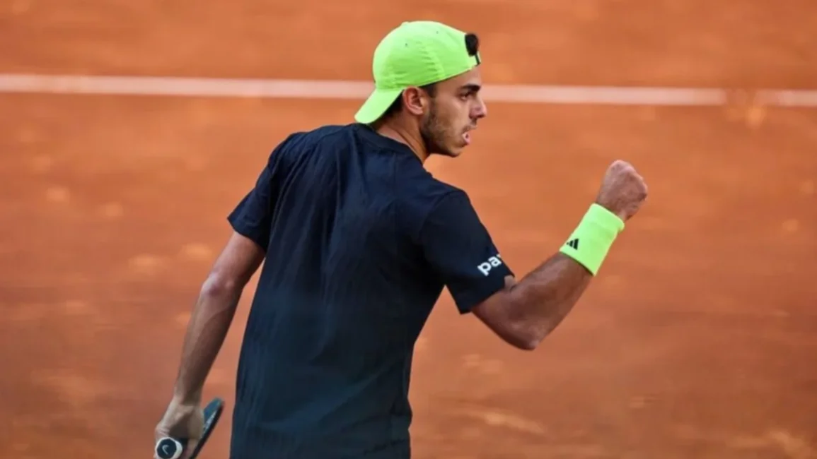 Cerúndolo le ganó un partidazo a Mensik y avanzó a semis en el Masters 1000 de Madrid