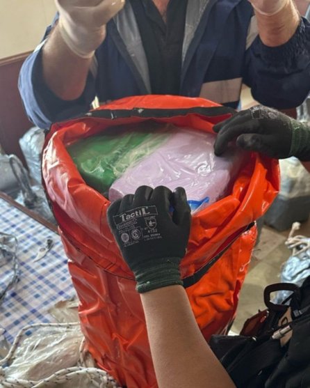 Descubren 469 kg de cocaína en un barco en Santa Fe: "Tenían destino de exportación", dijo Bullrich