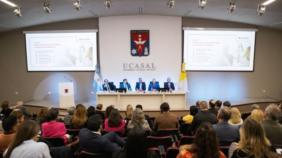 ¿En qué estamos? Presente y futuro de las universidades en Argentina- ¿En qué estamos? Presente y futuro de las universidades en Argentina