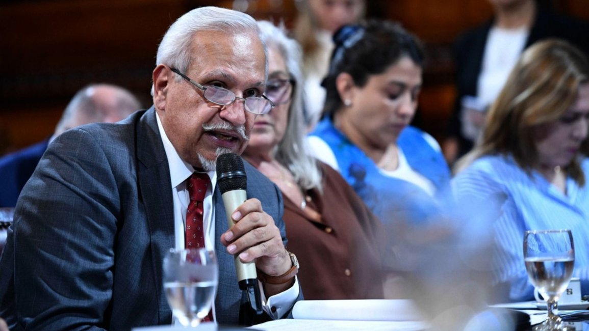 El senador Romero propuso ampliar la Corte Suprema de Justicia de cinco a siete miembros
