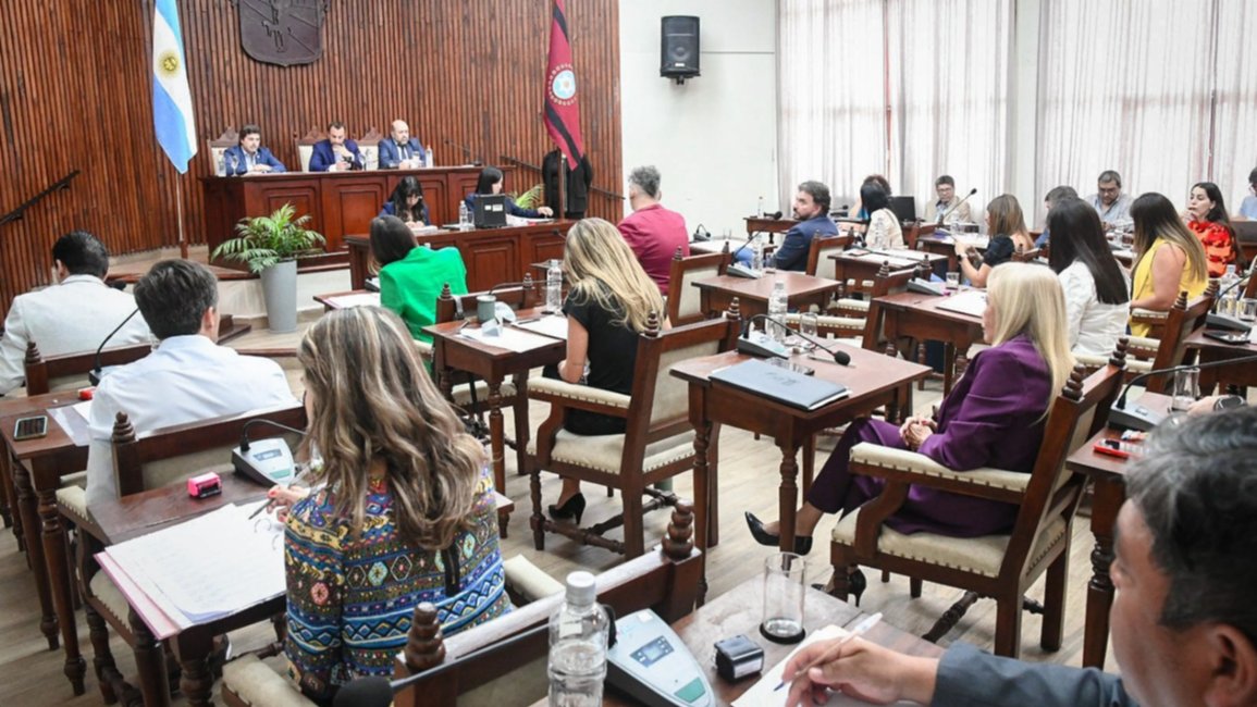 Hay 20 listas que van por las bancas que renovará el Concejo Deliberante capitalino