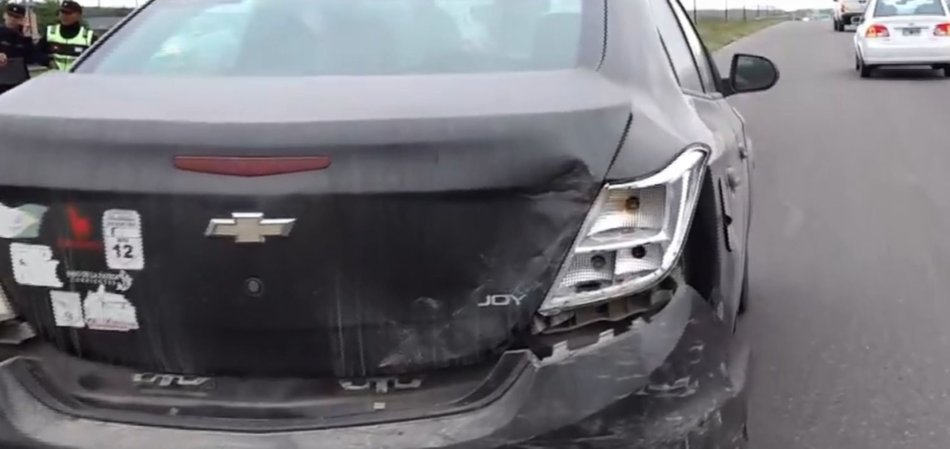 Doble choque en cadena en Circunvalación Oeste deja un herido y colapsa el tránsito- Doble choque en cadena en Circunvalación Oeste deja un herido y colapsa el tránsito