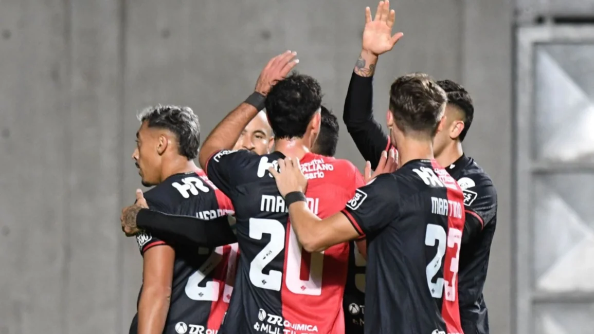 Newell's derrotó a Defensa y Justicia y clasificó a octavos de final en la Copa Argentina