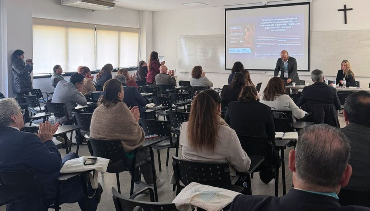 La UCASAL abrió el debate sobre el futuro del trabajo y la educación