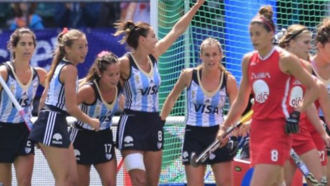 La leona Lucha Aymar, con dos goles, se despidió de la Selección en el podio