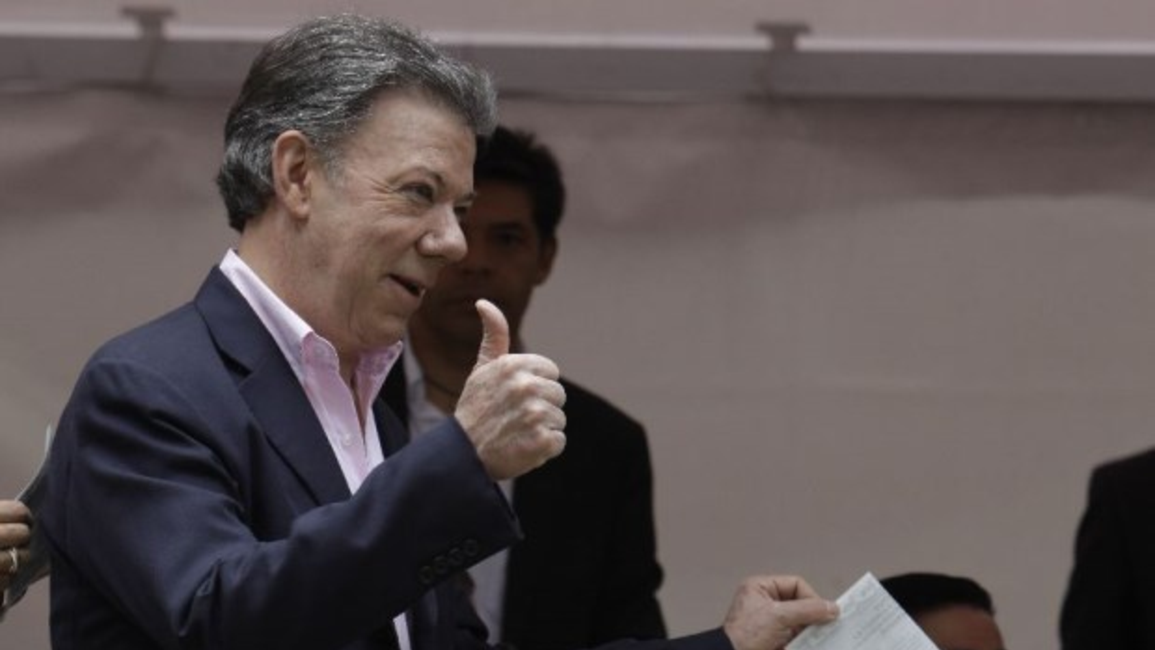 Tras una dura campaña, los colombianos votan sobre la paz