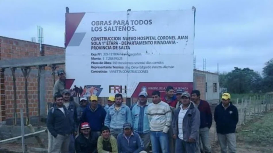 Por falta de pago frenan una obra | Construcción