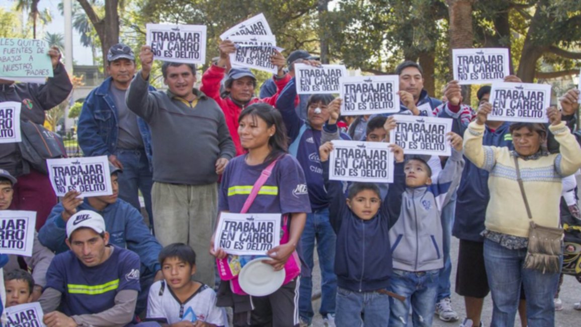 Sorpresiva protesta de carreros en el Cabildo | Carreros