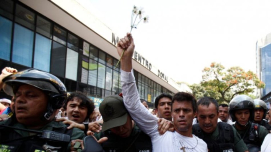 Después de un mes Leopoldo López dejó la huelga de hambre