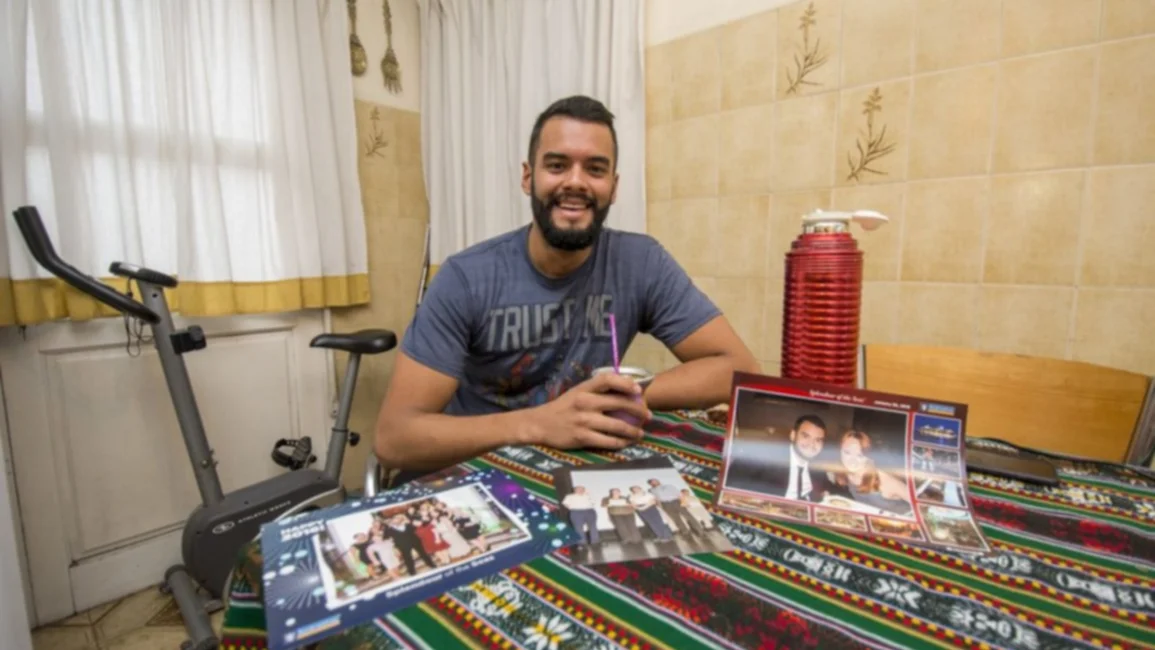 "Estando en el exterior murió mi papá, pero él quería verme realizado en mi profesión"