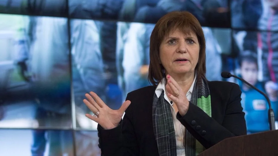 Bullrich manifestó que hay "preocupación" en el Gobierno por los atentados terroristas