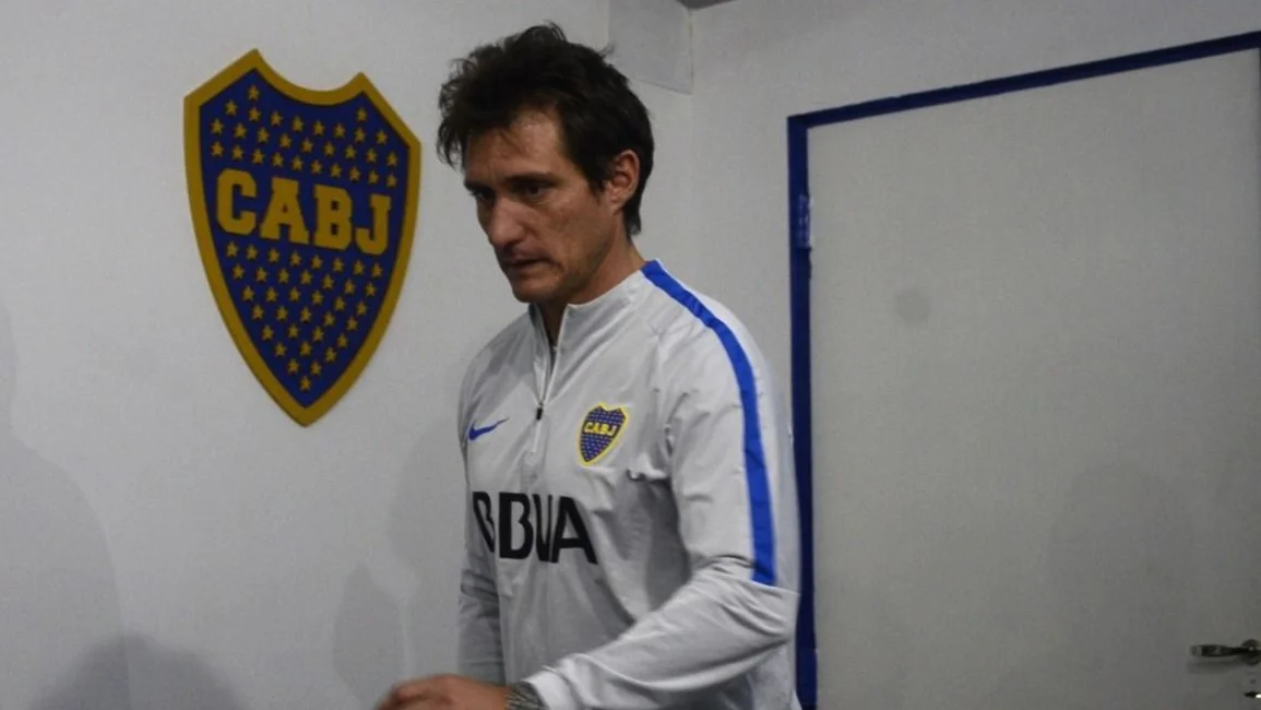 Dos jugadores de Boca salieron a "bancar" a Guillermo Barros Schelotto