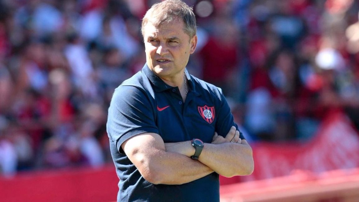 Aguirre no se va: seguirá siendo el DT de San Lorenzo
