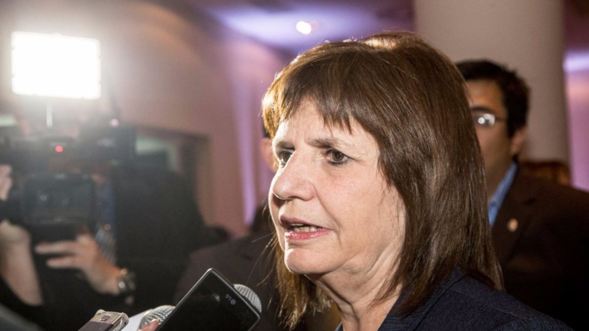 Patricia Bullrich: “Si no cuidamos a los que nos cuidanm hay corrupción y parálisis policial”