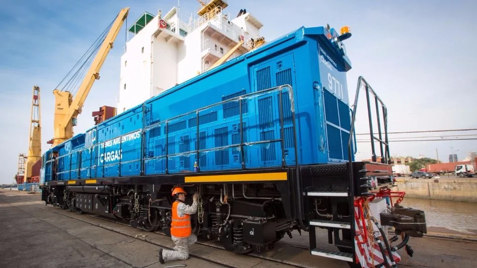 Llegaron 18 nuevas locomotoras para el Belgrano Cargas