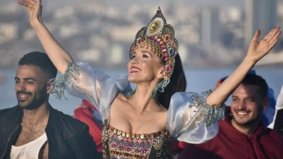 Mirá el video: Natalia Oreiro presentó una de las canciones del Mundial