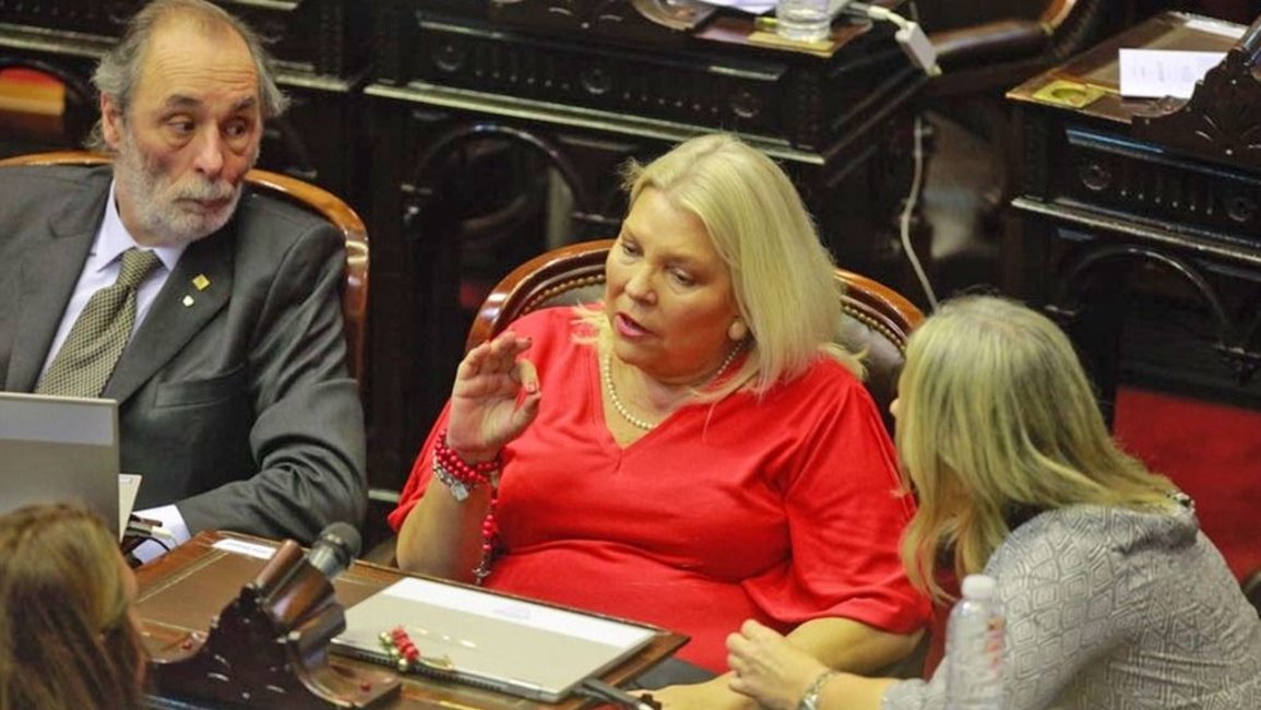 Diputados de Cambiemos cruzaron a Carrió: “A veces le patina”, dijeron 