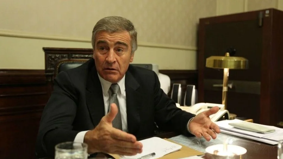 Aguad anticipó que derogará el decreto que limita el accionar de las FFAA