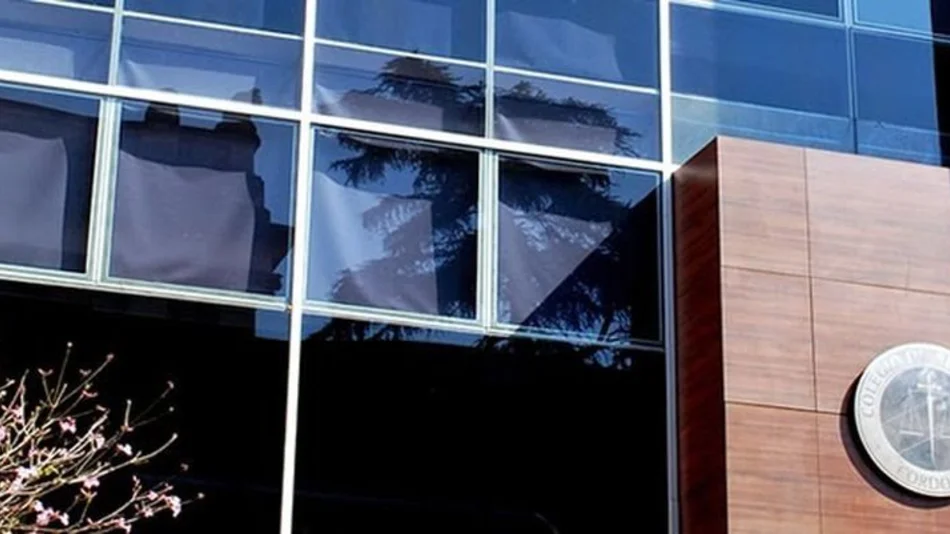 Suspenden la matrícula de un abogado por crear una aplicación para "agilizar los trámites" de divorcio