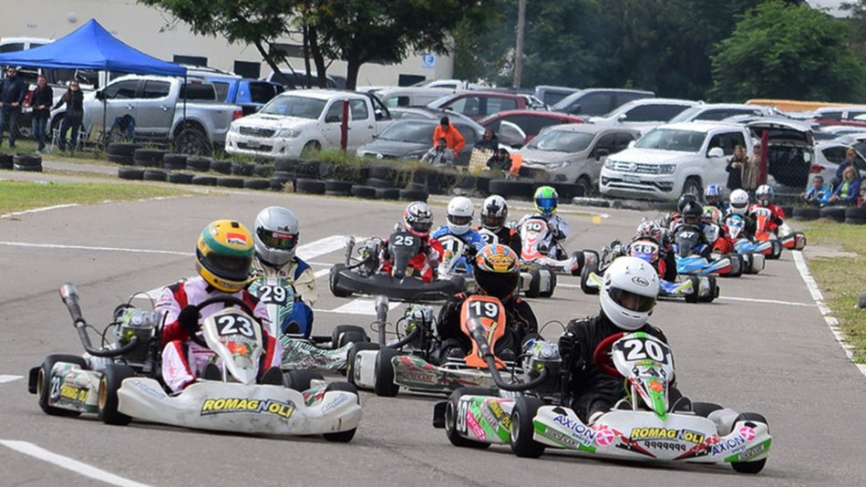 La fecha de karting en Campo Santo se corre con invitados