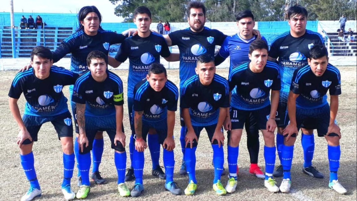 Vialidad ganó y quedó a tiro
