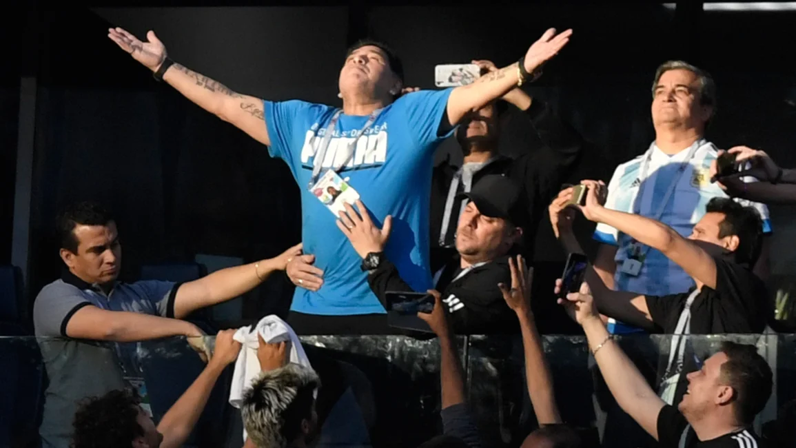 Tras los rumores de salud, Maradona envió un audio para llevar tranquilidad a su novia