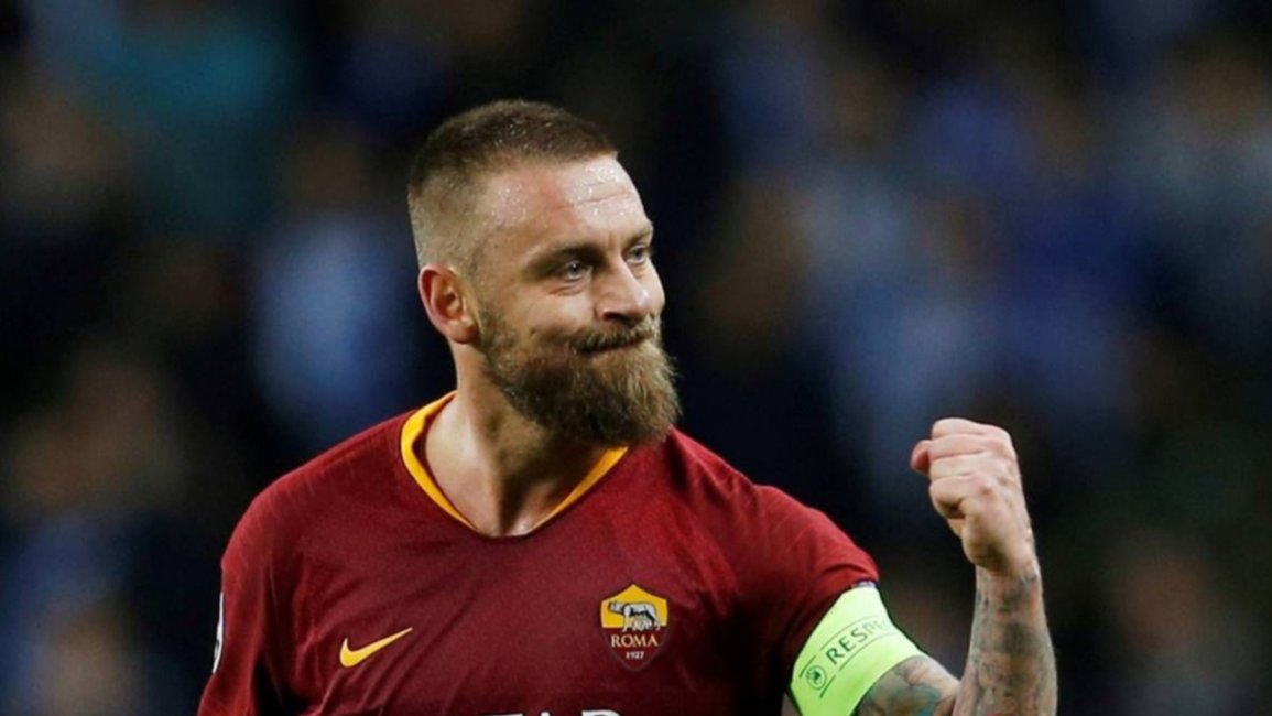 De Rossi se acerca a Boca: le busca colegio a sus hijas en Argentina